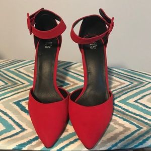 Red ankle strap 4 1/2 inch high heel shoes
